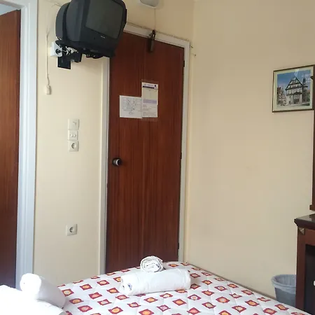 Lito Hotel 2*